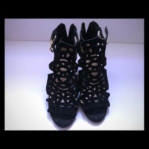 Jessica Simpson Rabah Wedge Sandal in Black Suede